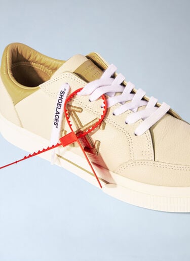 Off-White Vulcanized Sneakers Natural ofw0260056