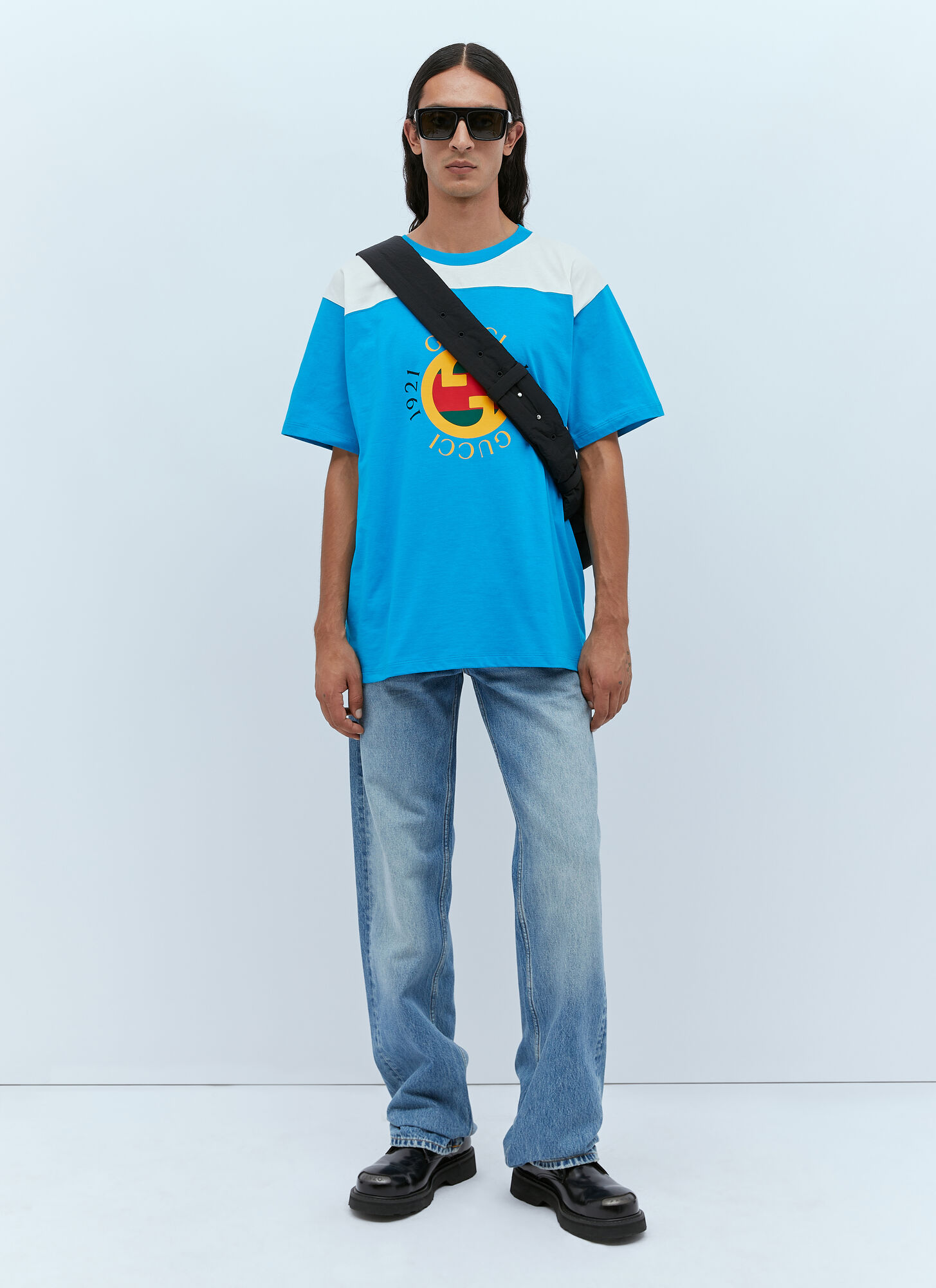 Shop Gucci Logo Print T-shirt In Blue