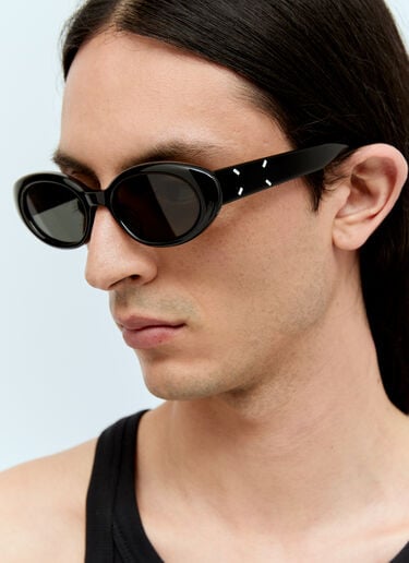 x Maison Margiela MM107 01 Sunglasses Gentle Monster x Maison Margiela MM107 01 Sunglasses Black gtm0356008