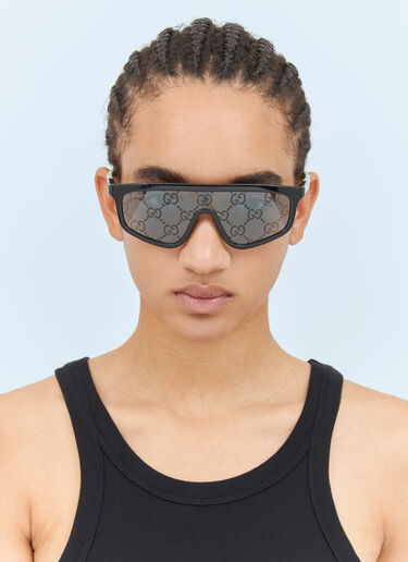 Gucci Mask Shape Sunglasses Black gus0357004