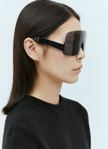 Gucci Mask-Shaped Frame Sunglasses Black gus0254012