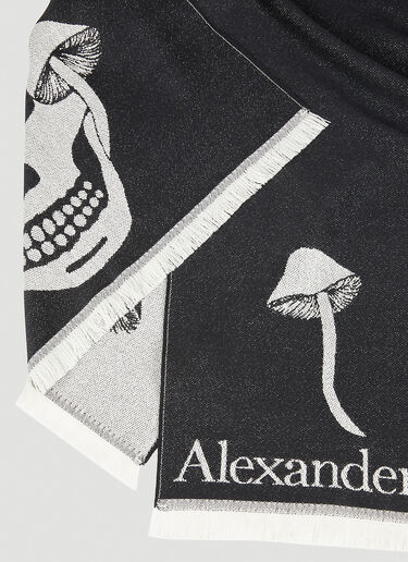 Alexander McQueen 머시룸 자카드 스카프 블랙 amq0250016