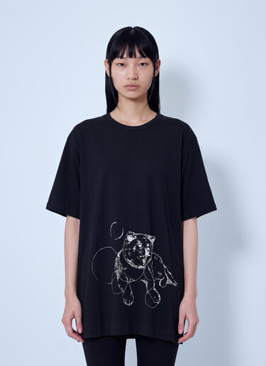 LN-CC® - Yohji Yamamoto: Cotton Short Sleeve Printed T-Shirt Mimi - Black Yohji Yamamoto Cotton Short Sleeve Printed T-Shirt Mimi Black yoy0263023