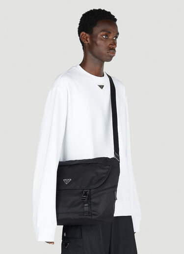 Prada Logo Plaque Messenger Crossbody Bag Black pra0153021
