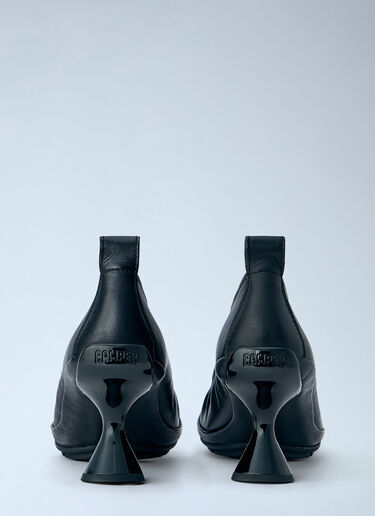 LN-CC® - Camper: Right Left Heel Pumps - Black Camper Right Left Heel Pumps Black cim0266013