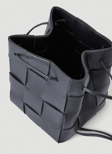 Bottega Veneta Small Casette Bucket Crossbody Bag in Black | LN-CC®