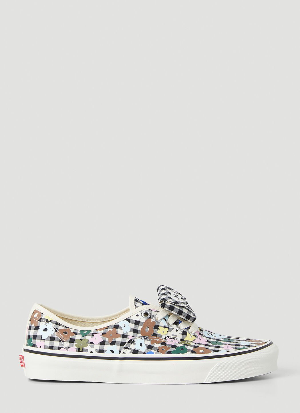 Cream authentic vans sales