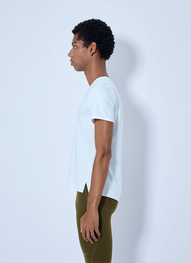 LN-CC® - HOKA: EveryRun Short Sleeve T-Shirt - White HOKA EveryRun Short Sleeve T-Shirt White hok0365030