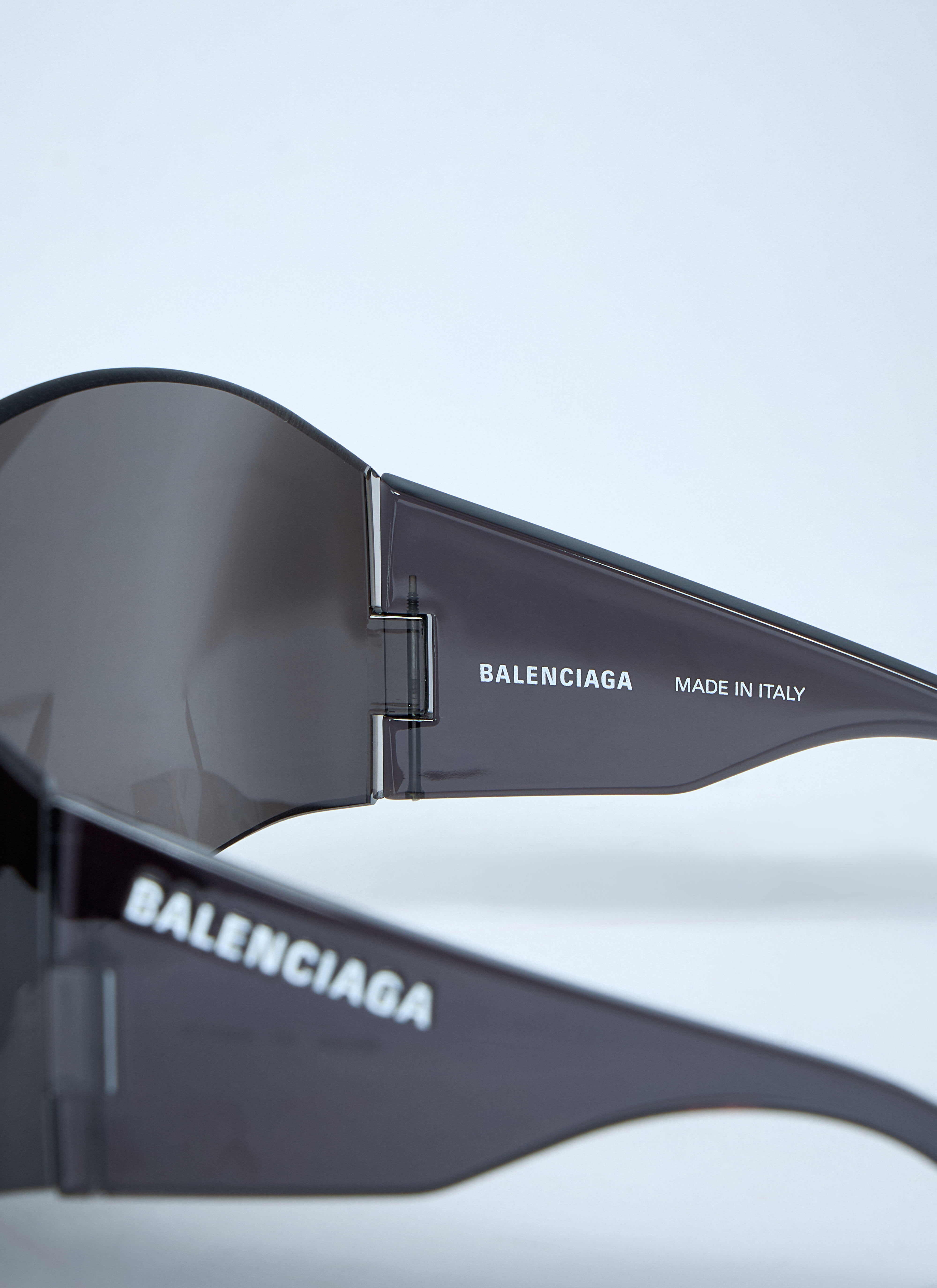 Balenciaga Mask Butterfly Sunglasses in Black für Damen | LN-CC®