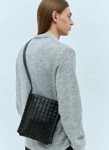Bottega Veneta 小号扁平 loop 斜挎包  黑色 bov0155027