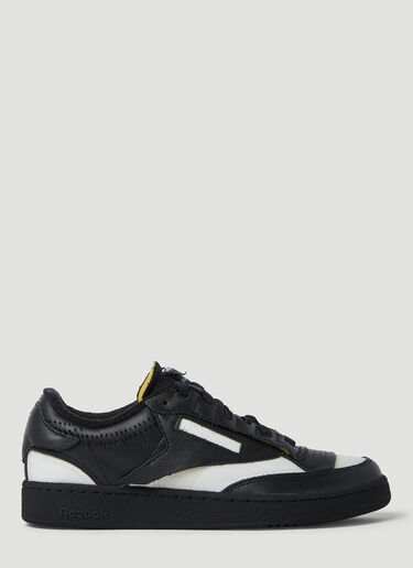Club C Memory of Shoes Sneakers Maison Margiela x Reebok Club C Memory of Shoes Sneakers Black rmm0349002