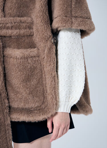 Max Mara Short Sleeve Belted Teddy Coat Beige max0259025