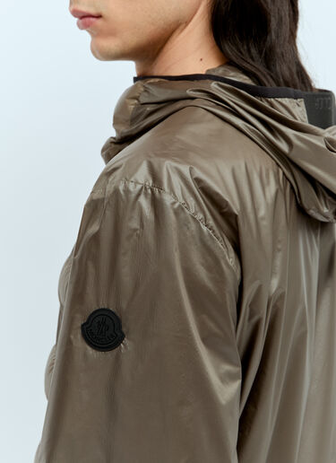 Moncler Luseney 短款羽绒服 棕色 mon0156022