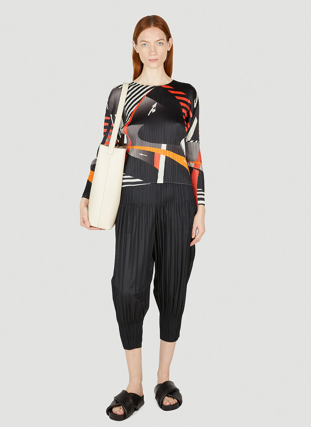 Pleats Please Issey Miyake Women's' Fluffy Tapered Pants in Black | LN-CC®