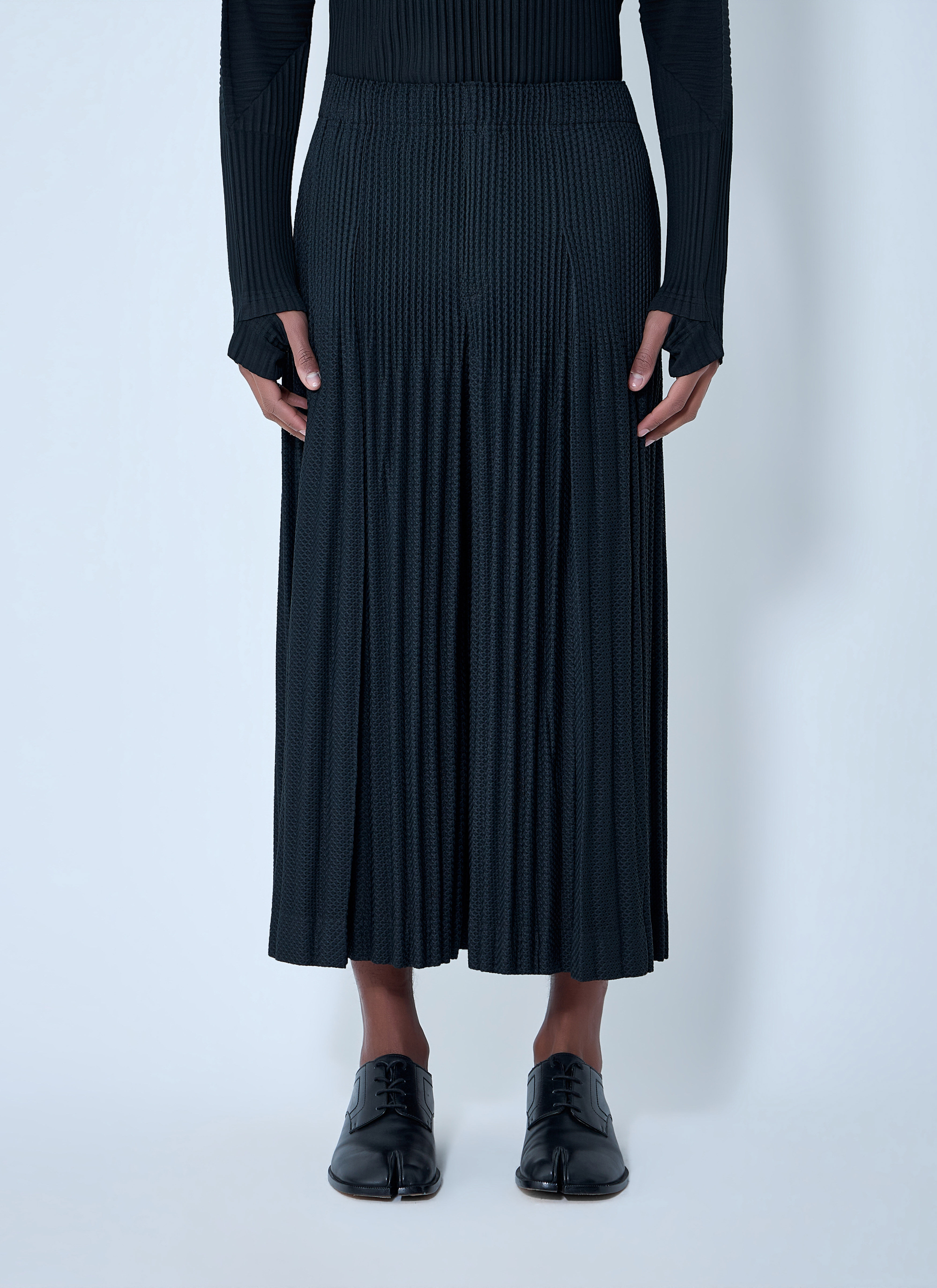 HommePlisséIsseyMiyake：メンズプリーツズボン＆トップス|LN-CC®