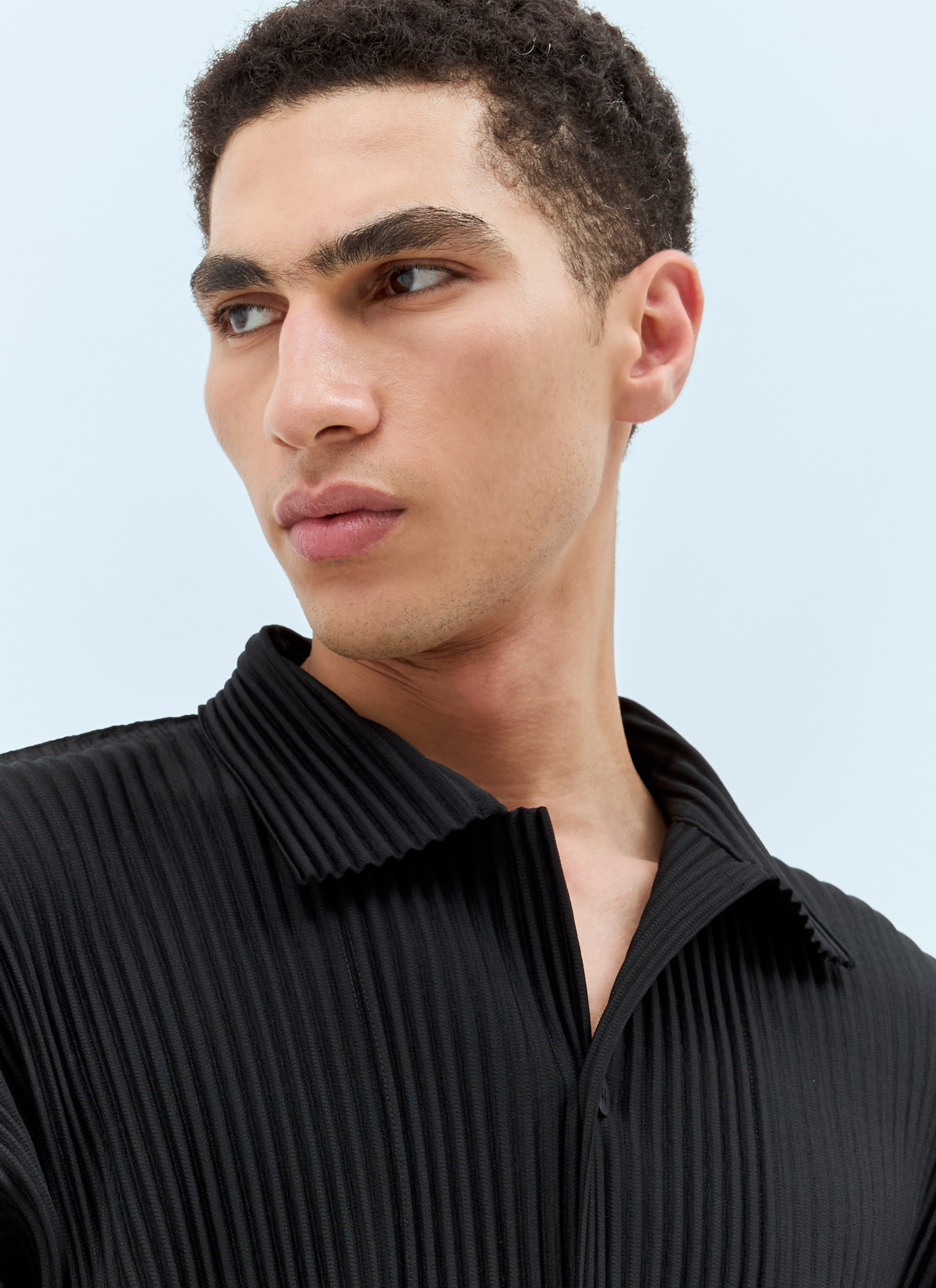 ラ*ン様 HOMME PLISSÉ ISSEY MIYAKE S/S shirt Homme Plissé Issey Miyake Basic pleats t-shirt | BLACK | SEVENSTORE