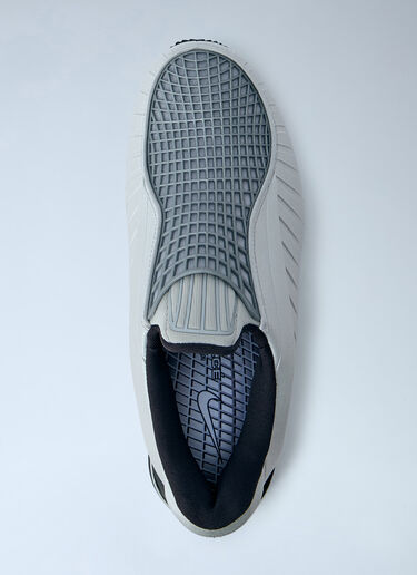 LN-CC® - Nike: Air Max Dolce Sneakers - Silver Nike Air Max Dolce Sneakers Silver nik0265030