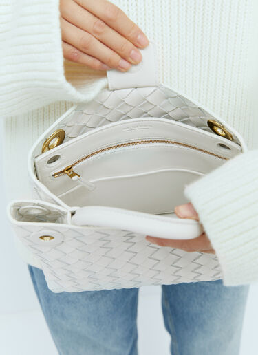 スモール アンディアーモ ハンドバッグ Bottega Veneta スモール アンディアーモ ハンドバッグ ホワイト bov0255073
