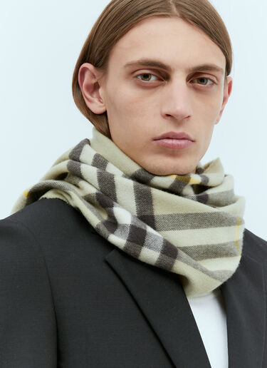 Burberry Check Cashmere Scarf Beige bur0154021