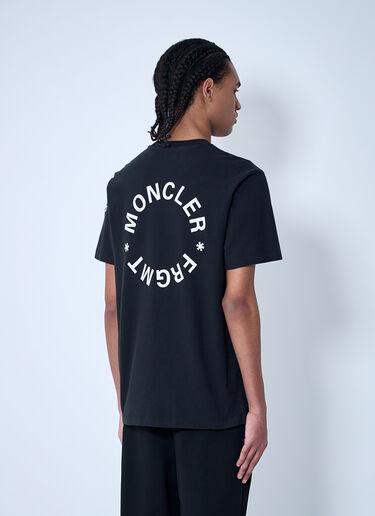 Moncler x FRGMT Hiroshi Fujiwara 徽标图案 T 恤 黑色 mfr0160057
