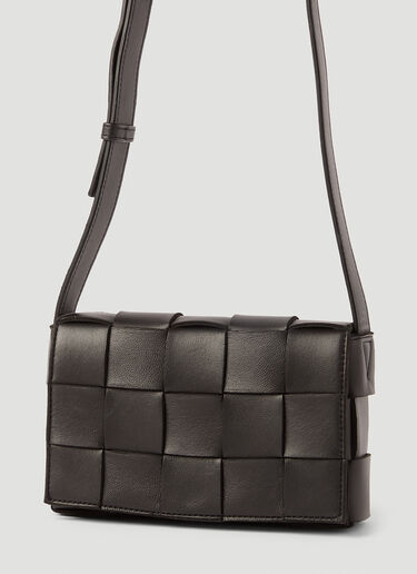 Bottega Veneta 카세트 스몰 숄더백 블랙 bov0251037