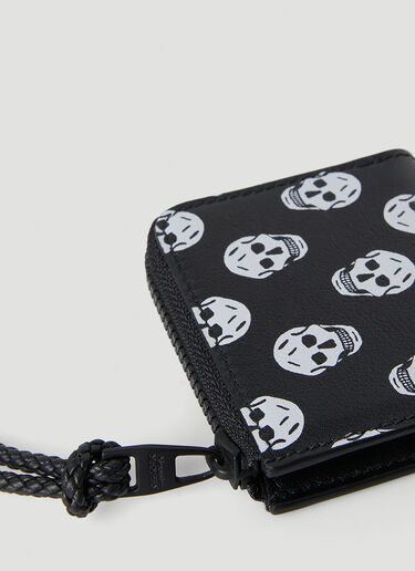 Skull Motif Coin Wallet Alexander McQueen Skull Motif Coin Wallet Black amq0148051