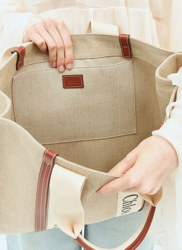 Chloé Large Woody Tote Bag Beige chl0258047