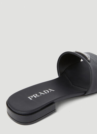 Prada ロゴプレート ブロックヒールサンダル ブラック pra0253009