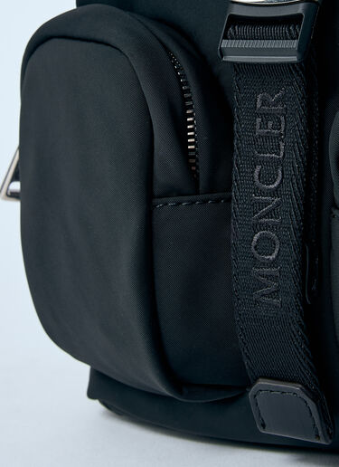 Moncler 迷你 Trick 防水饰面斜挎包  黑色 mon0259043