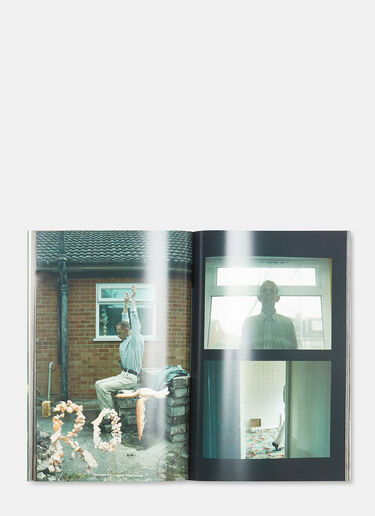 Book Gut Magazine – Issue 3 The Food Issue by Ami Evelyn Hughes & Georgia Kemball BLACK bok0505014