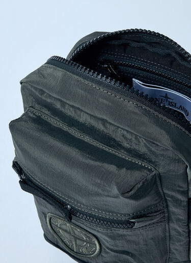 Stone Island ロゴパッチクロスボディバッグ  グリーン sto0160063