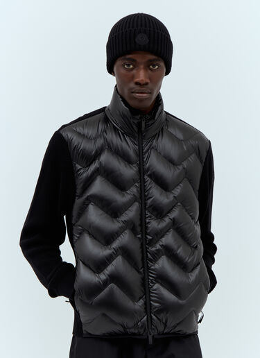Moncler Logo Patch Beanie Hat Black mon0157054