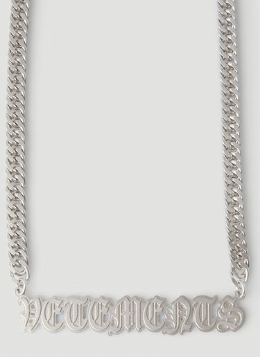 VETEMENTS Gothic Logo Necklace Silver vet0347001