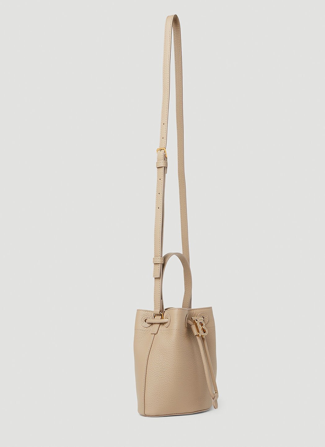 Burberry small hotsell bucket bag