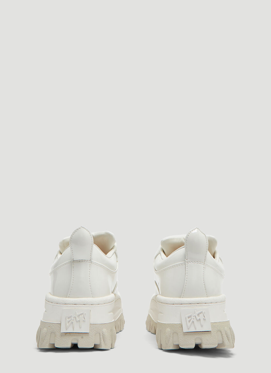 Eytys angel patent white store