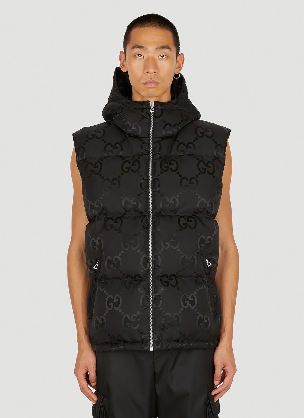 Gucci sleeveless hotsell jacket