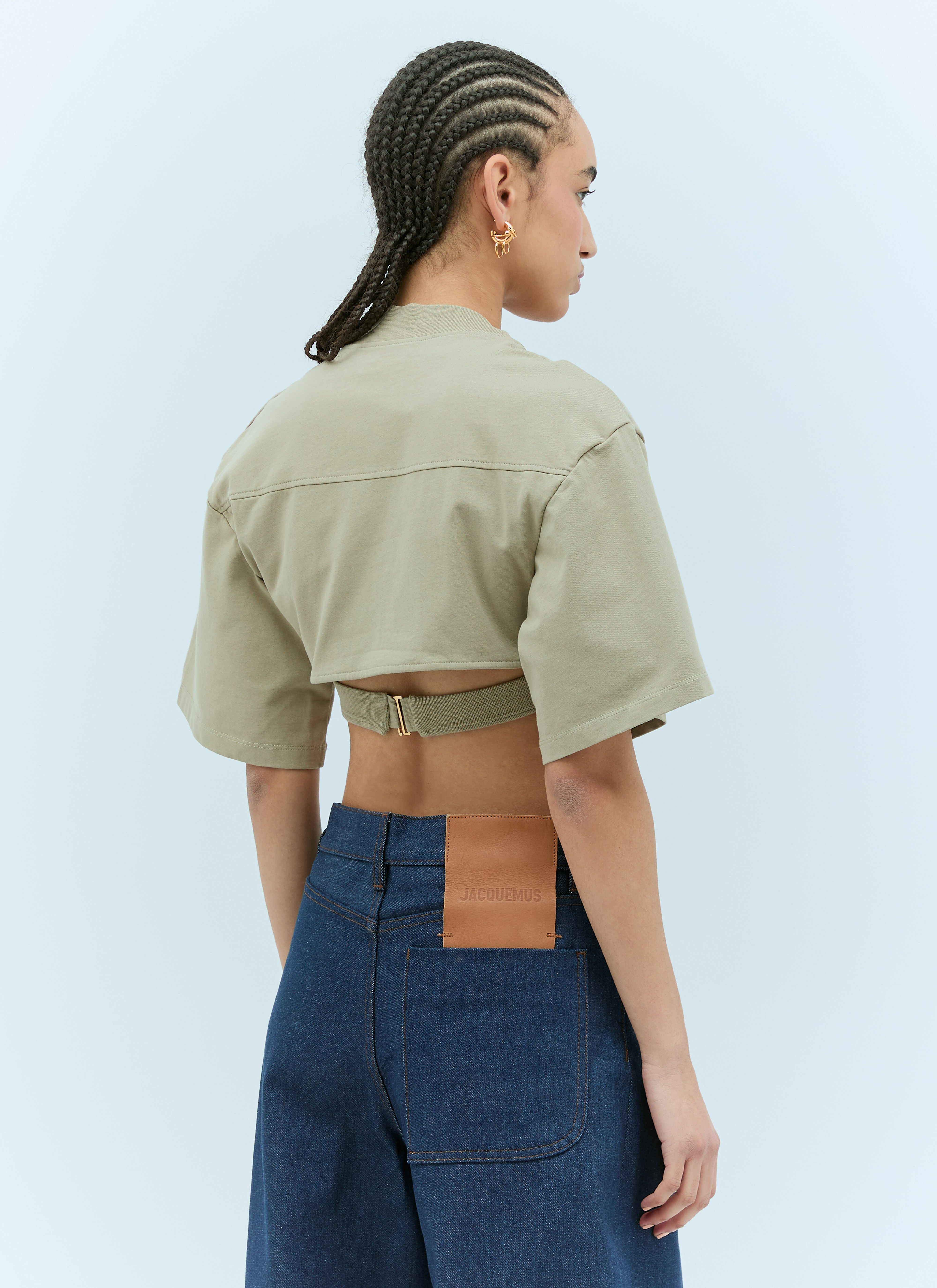 Jacquemus Women's' Le T-Shirt Bahia Court in Khaki | LN-CC® Jacquemus Women's' Le T-Shirt Bahia Court in Khaki | LN-CC®