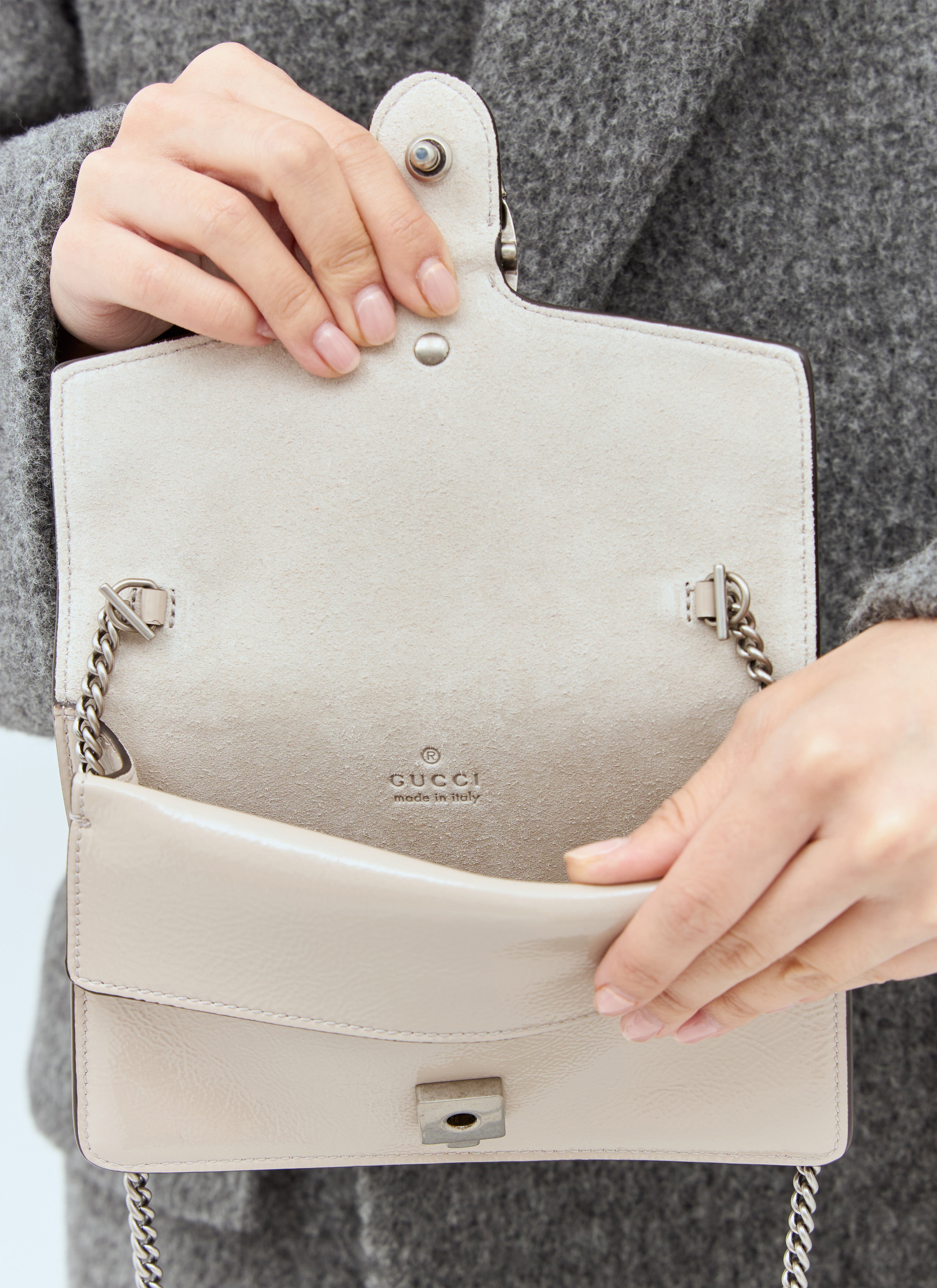 Gucci Women s Dionysus Super Mini Shoulder Bag in Beige LN CC