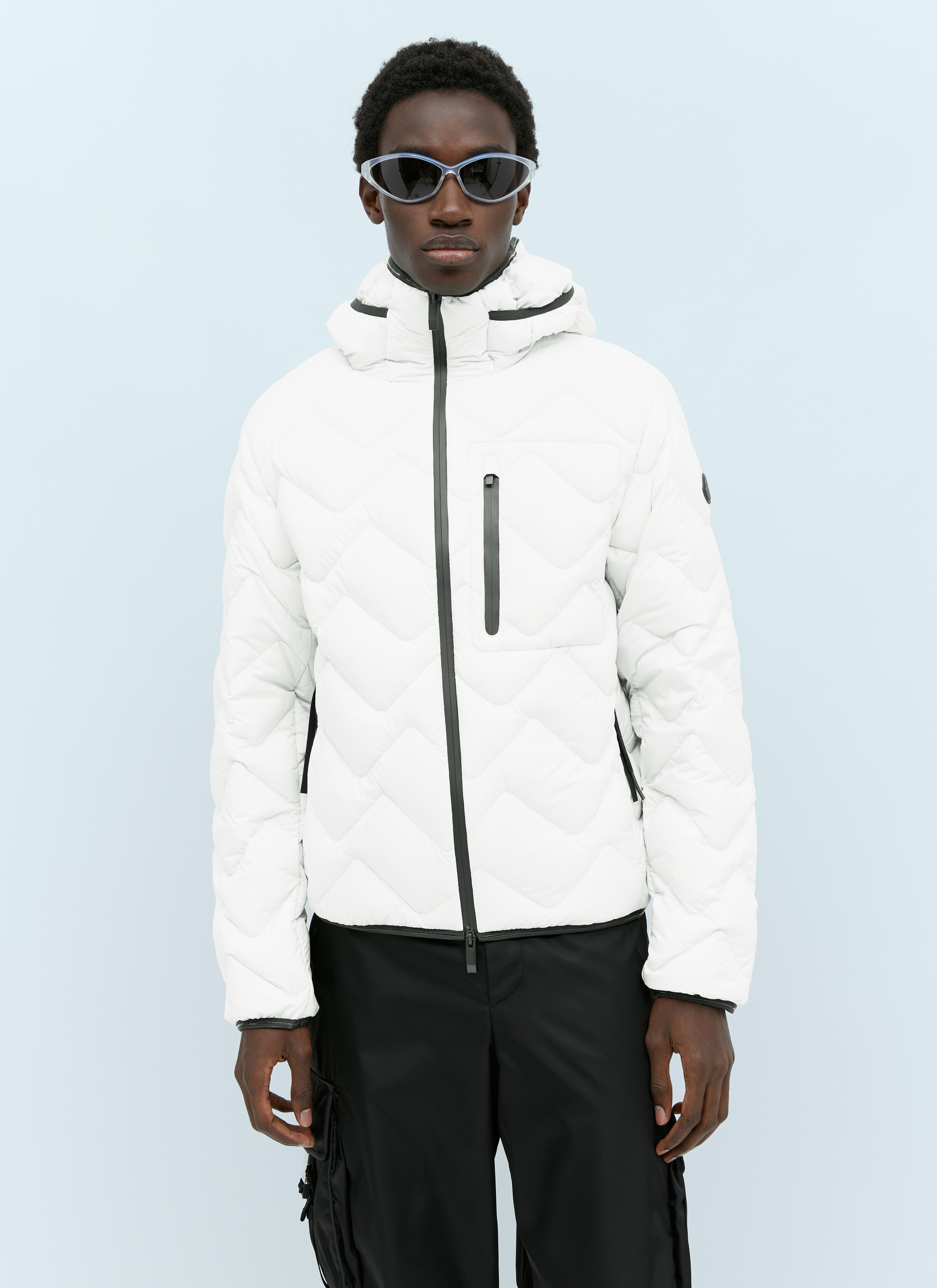 Moncler mens down jacket discount black with hood