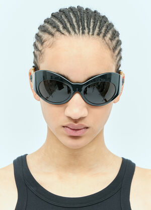 Versace Oval Shield Sunglasses Black lxv0255002