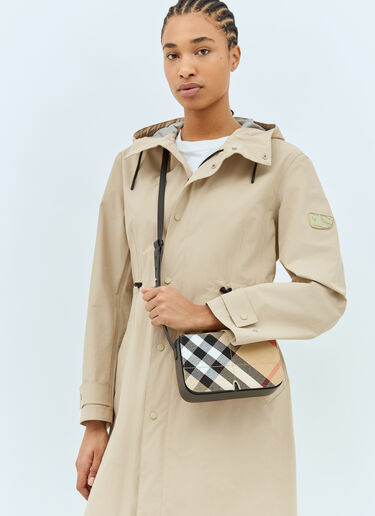Burberry Snip Crossbody Bag Beige bur0258018
