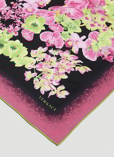 フローラルプリントシルクスカーフ Versace フローラルプリントシルクスカーフ ピンク vrs0251065