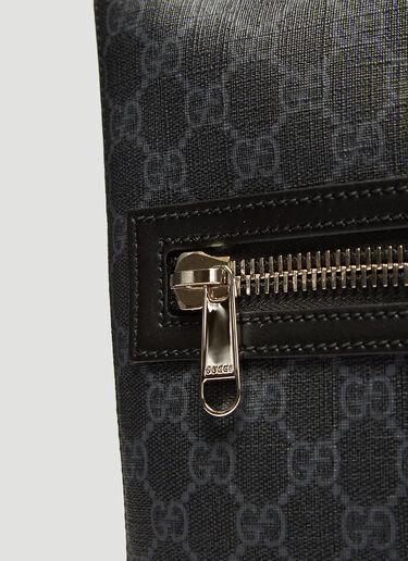 Gucci GG Supreme Messenger Crossbody Bag Black guc0133055
