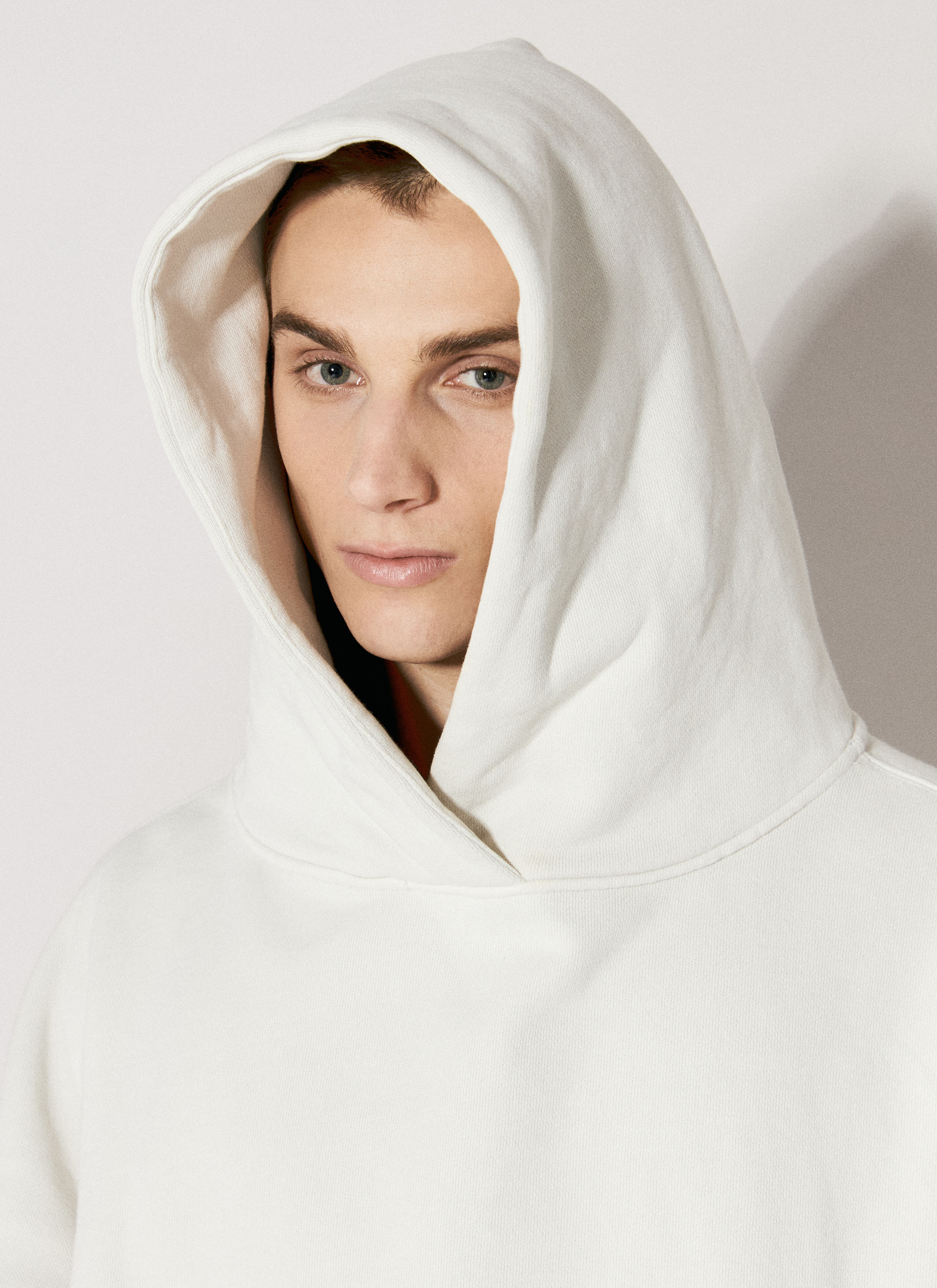 White hooded jumper new arrivals