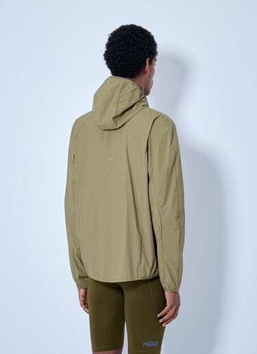 LN-CC® - HOKA: Skyflow Wind Jacket - Green HOKA Skyflow Wind Jacket Green hok0165035