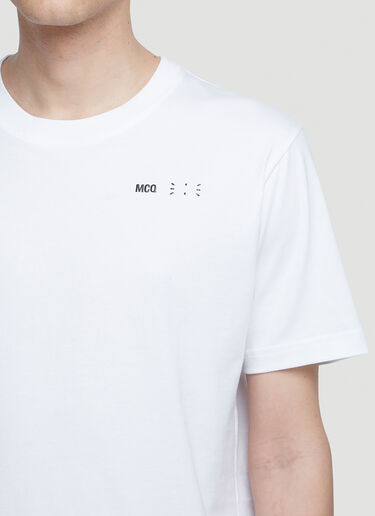 MCQ 로고 프린트 티셔츠 화이트 mkq0147035