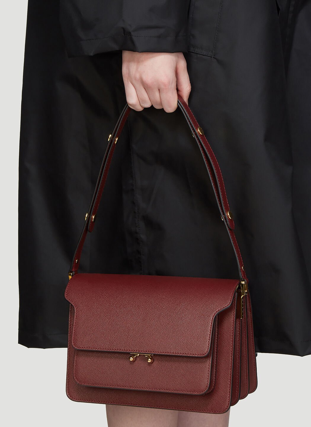 Marni shop trunk burgundy