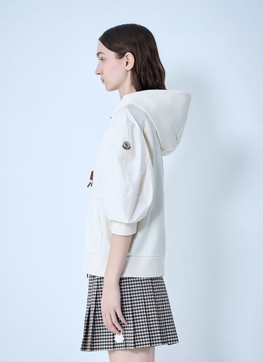 Hooded Zip-Up Sweatshirt Moncler Hooded Zip-Up Sweatshirt White mon0264029