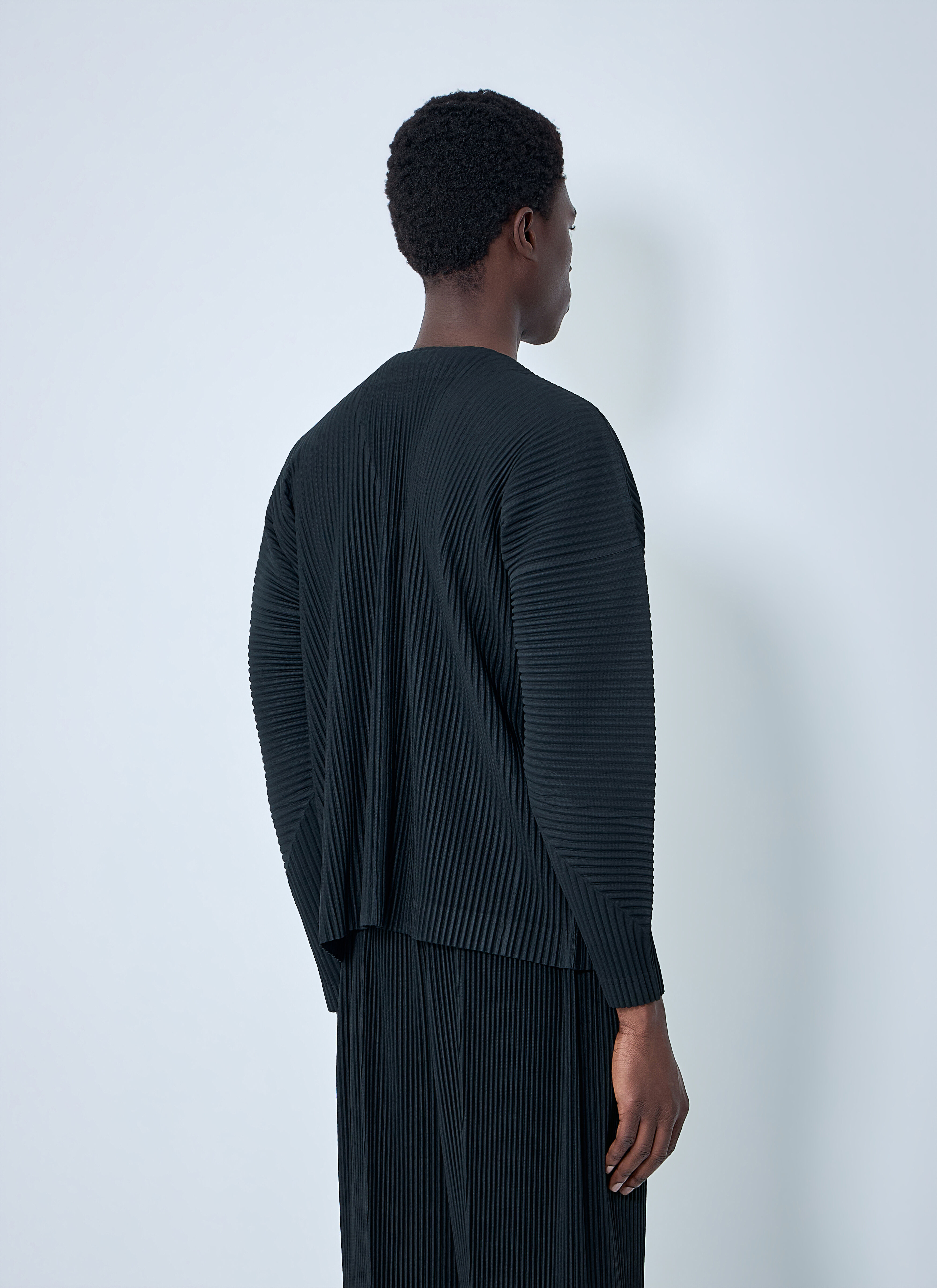 Homme Plissé Issey Miyake Men's' Pleated Button-Up Jacket in Black