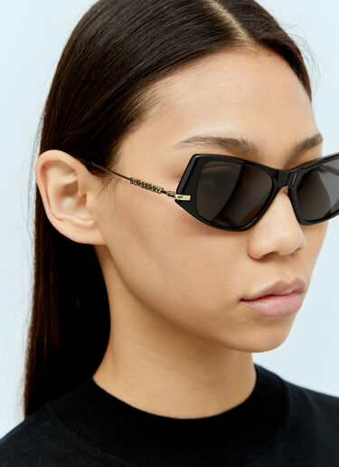 Cat-Eye Logo Sunglasses Burberry Cat-Eye Logo Sunglasses Black lxb0255002